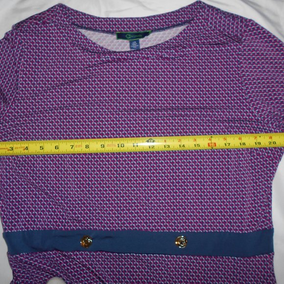 Stretchy C Wonder Dress with buttons - Picture 2 of 6